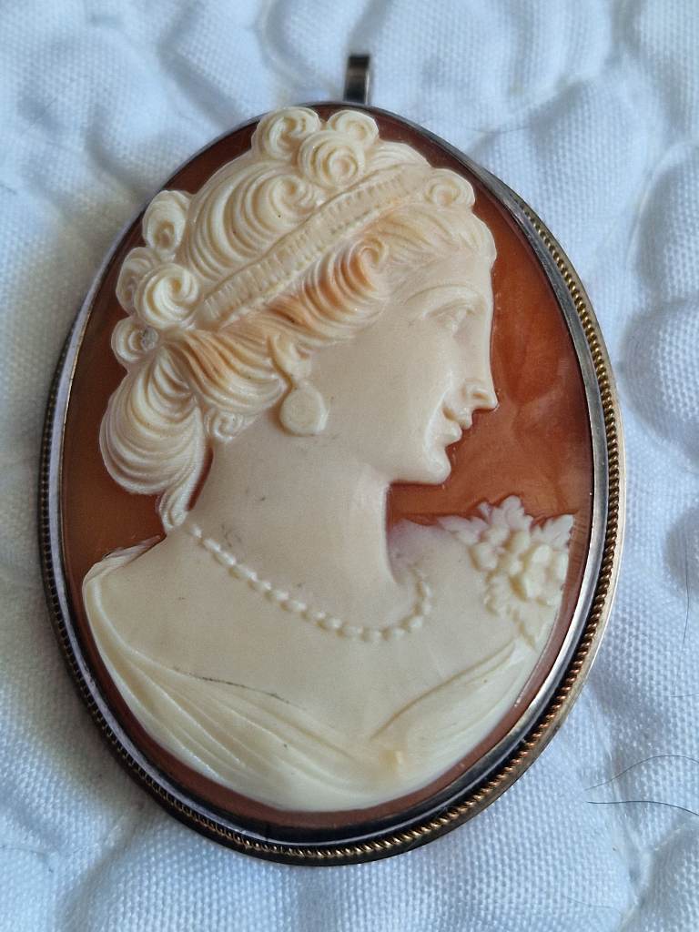 Vintage 925 Sterling Silver Shell Cameo Brooch Pendant Hand Carved Lady Profile