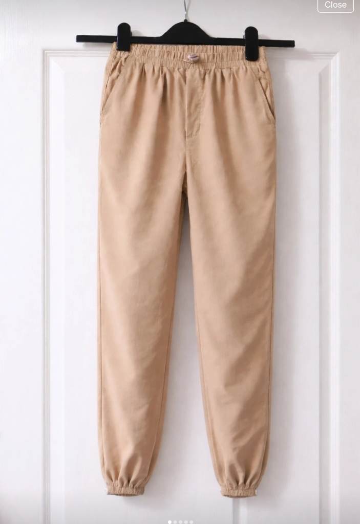 Boys Beige Jogger Trousers / Lightweight Casual Pants – Elastic Waist – Size 8-9