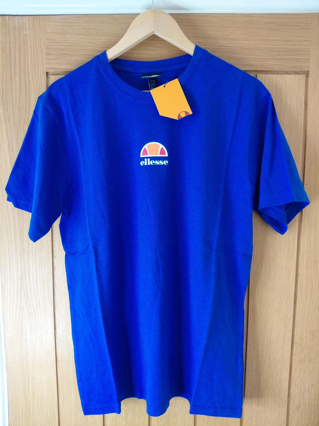 BNWT Ellesse Retro Tshirt size M #02