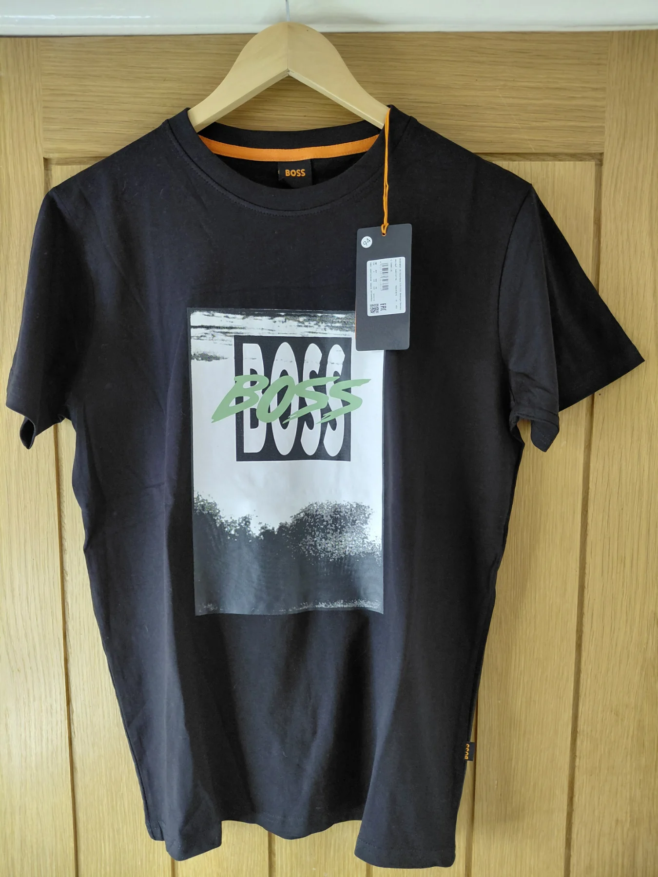 BNWT Hugo Boss Tshirt Size Small