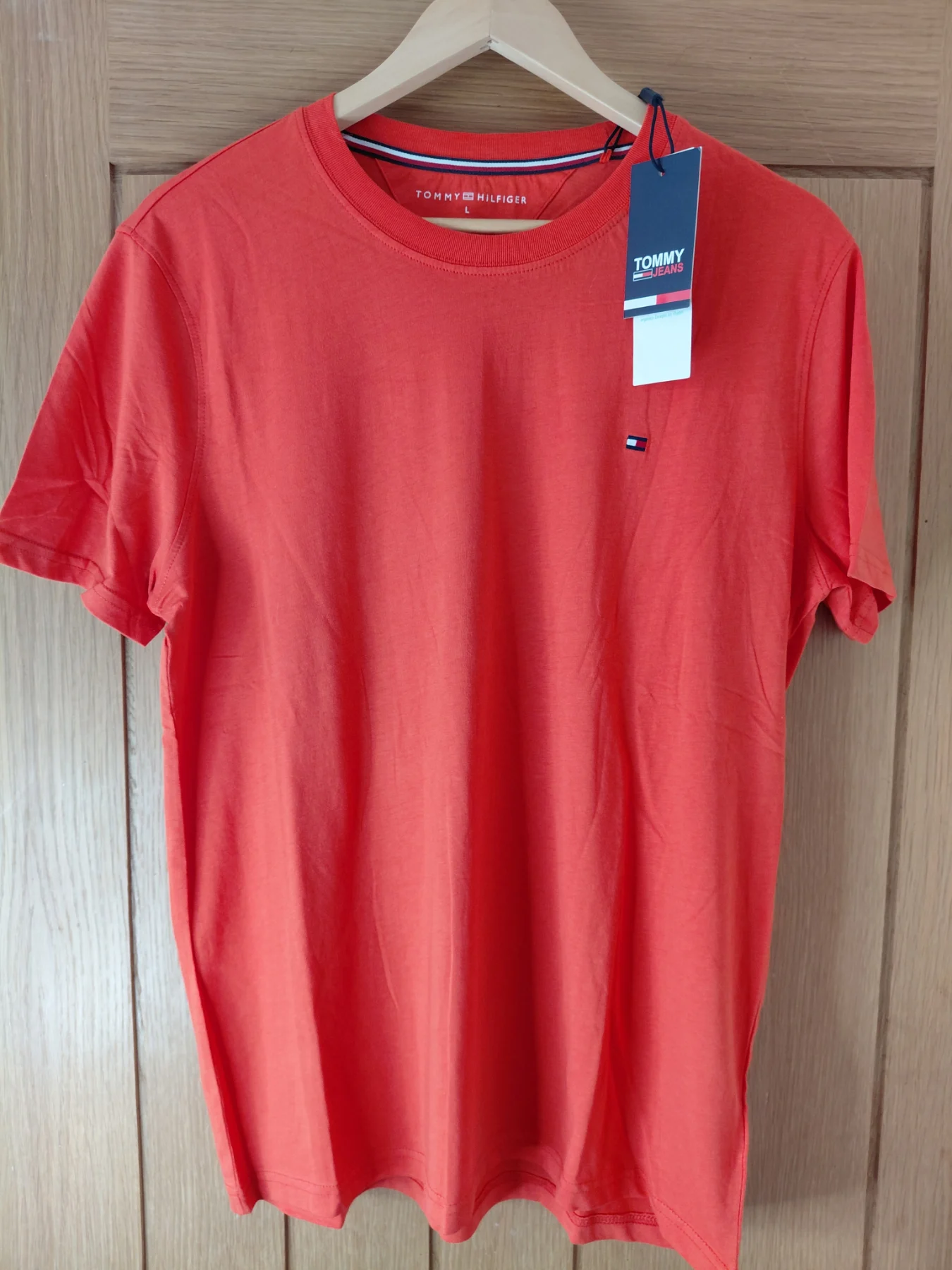 BNWT Tommy Hilfiger Tshirt Orange Size L