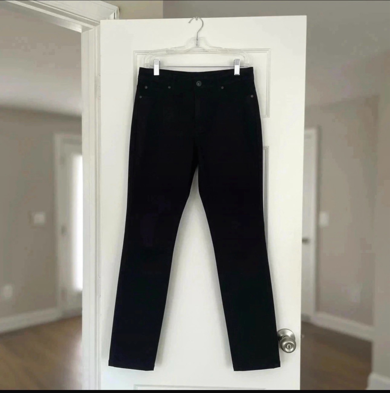 DKNY Men’s black jeans W36 L32 straight fit denim trousers