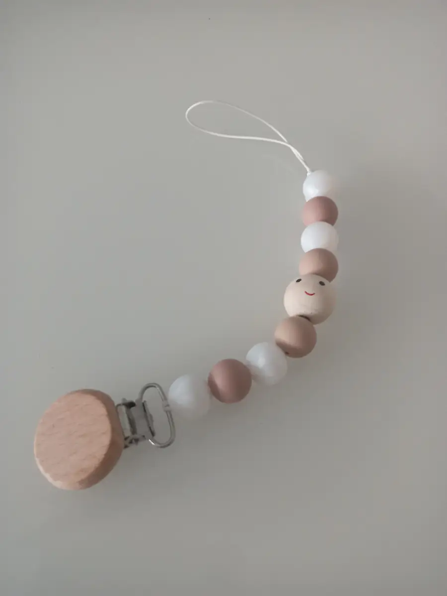 New baby dummy/pacifier clip