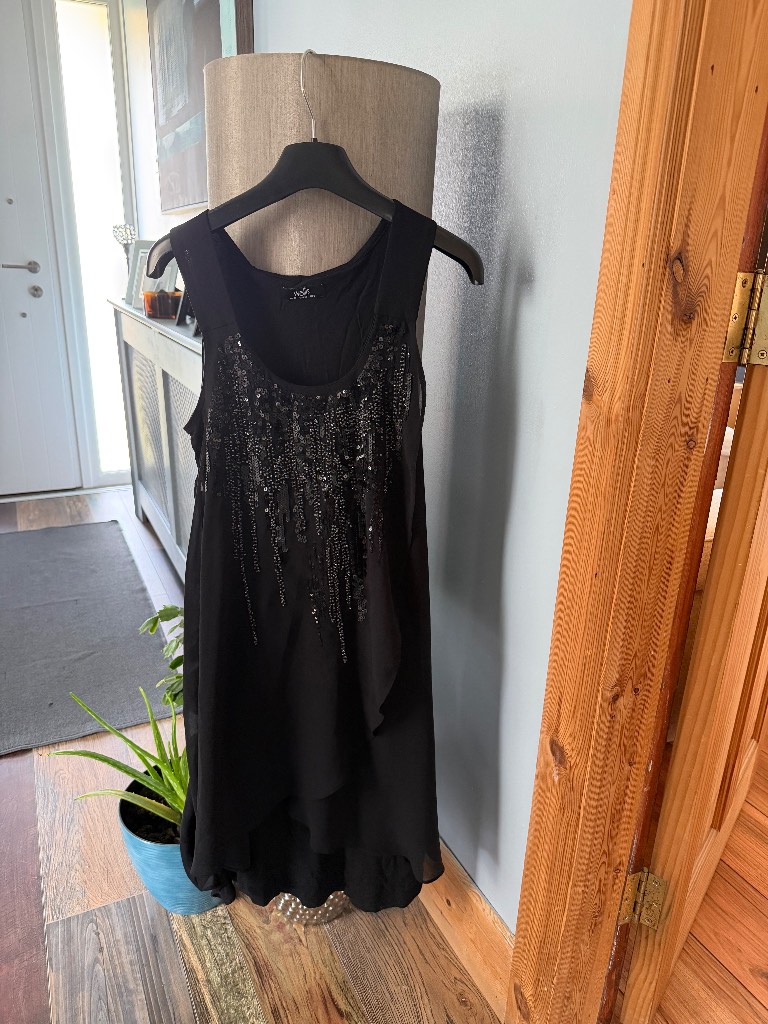 Ladies Wallice dress size 10
