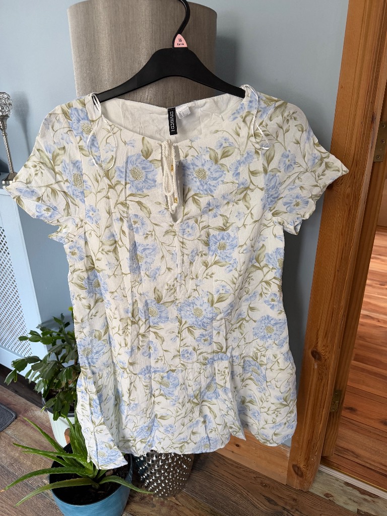 H&M ladies summer dress size M