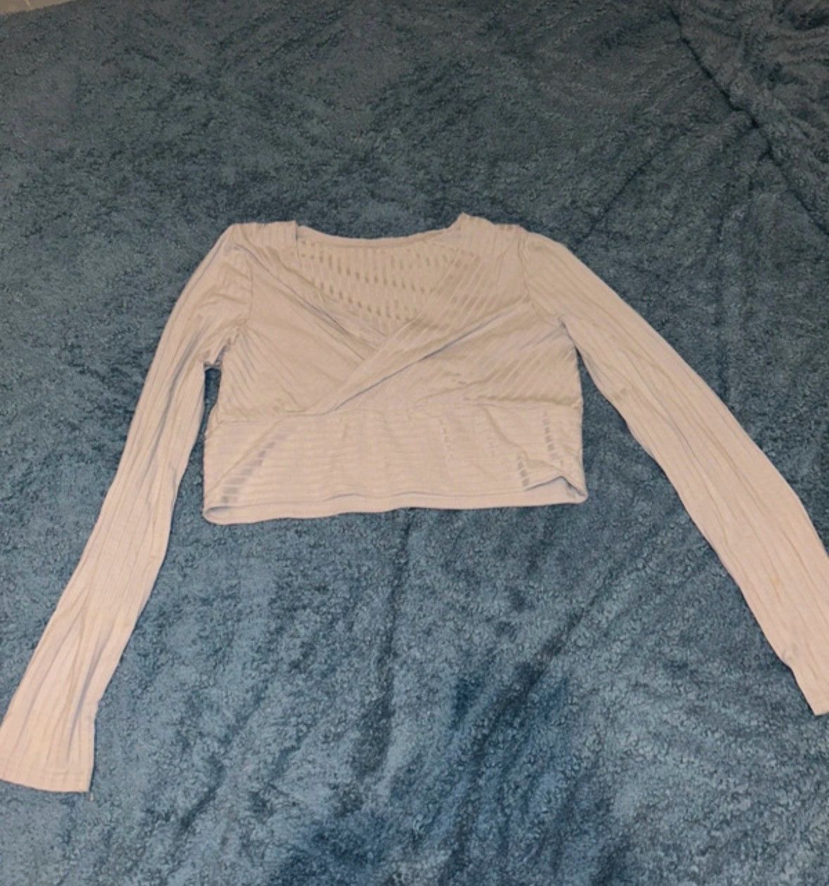 Shein cropped long sleeve top