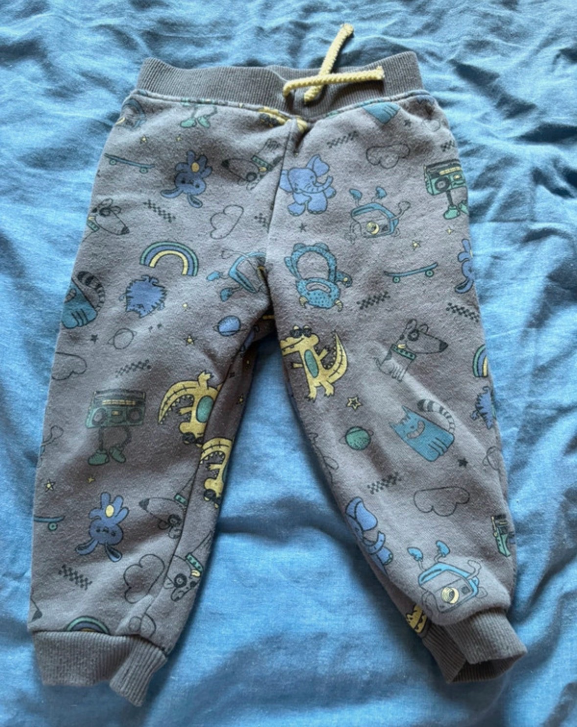 Primark boys joggers size 12-18 months