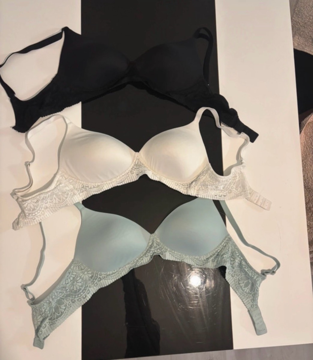 Woman’s George wireless bras