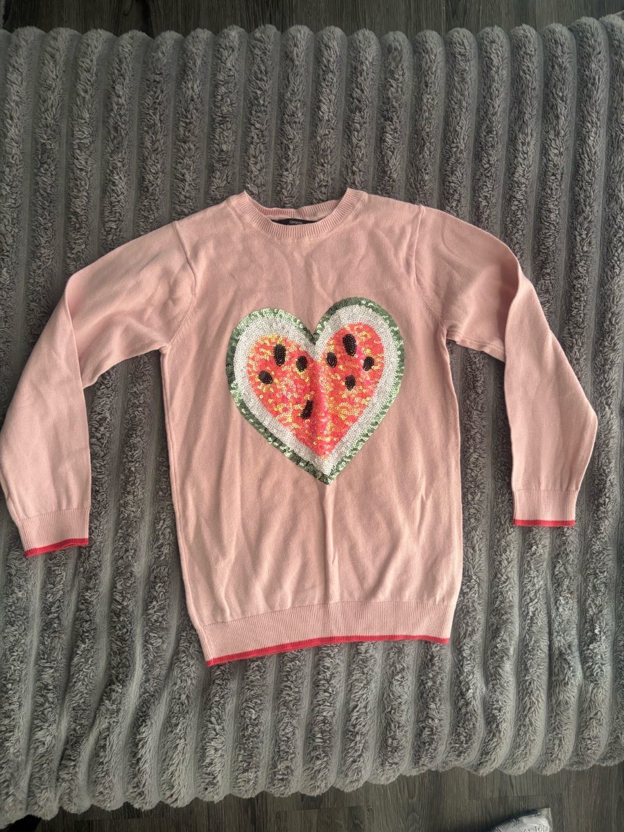 Girls heart jumper