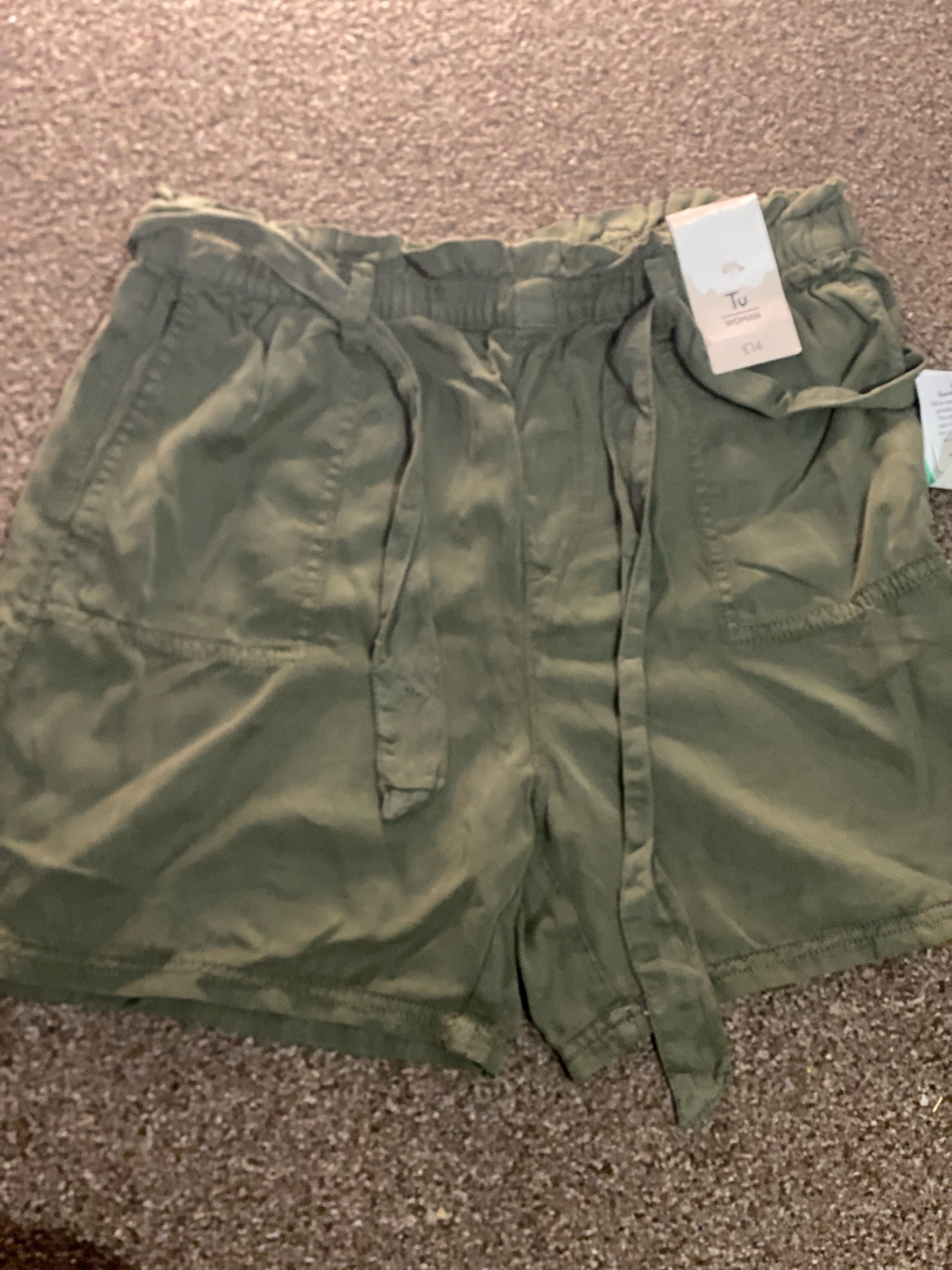 Khaki Shorts with Tie Belt – New with Tags