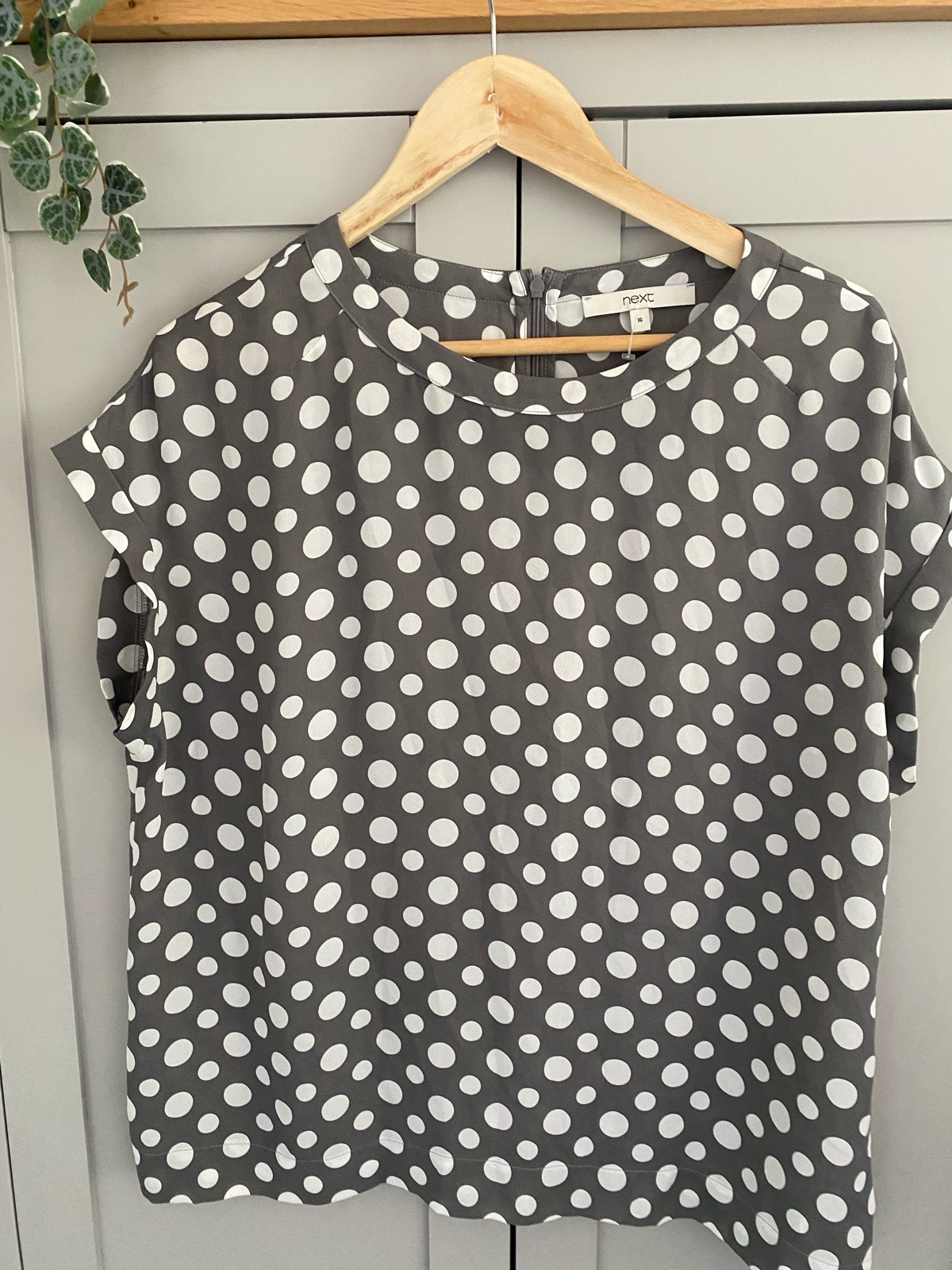 Next blouse size 16