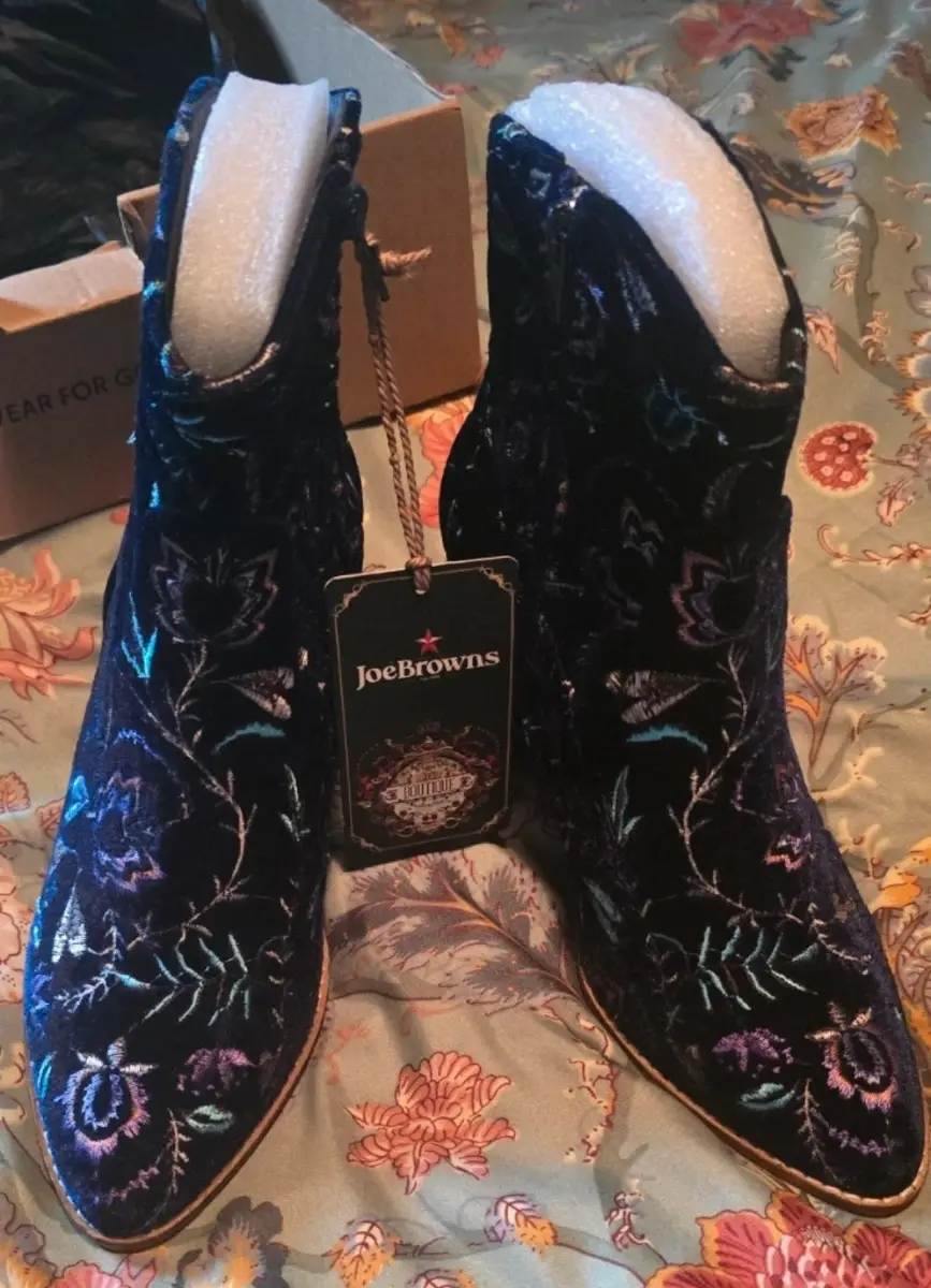 Joe Browns Velvet Embroidered Ankle Boots – Size 5