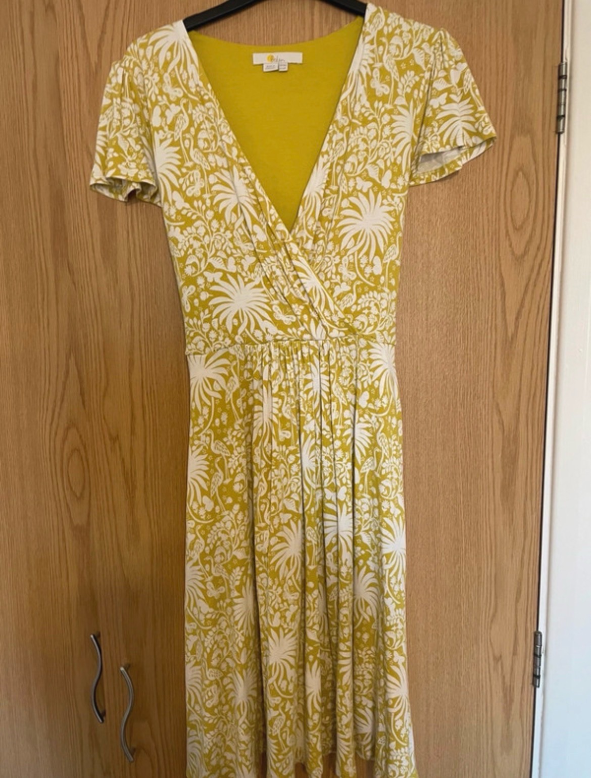 Boden jetsey botanical dress