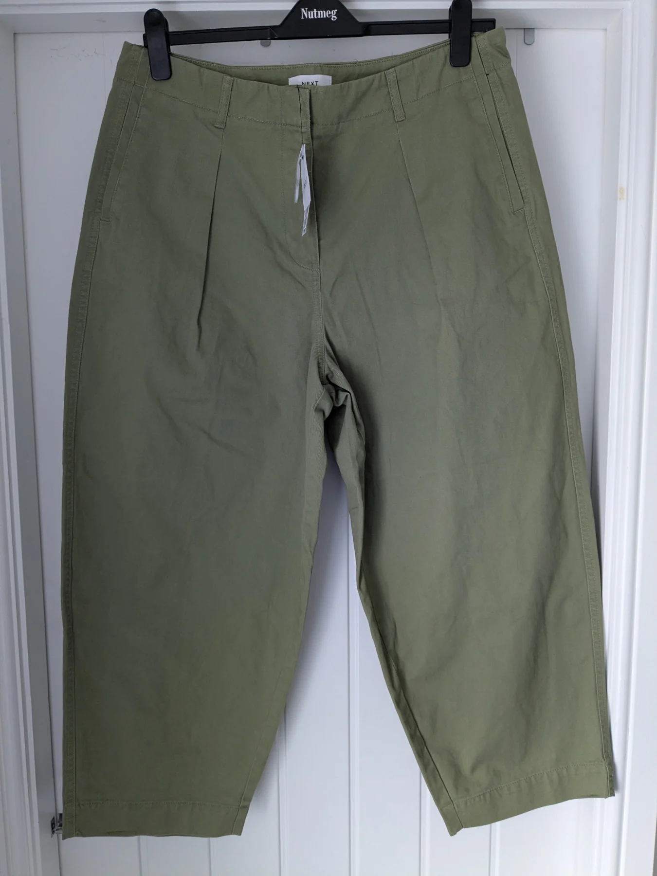 Next size 16R wide leg trousers, khaki green, cotton trousers, short trousers.