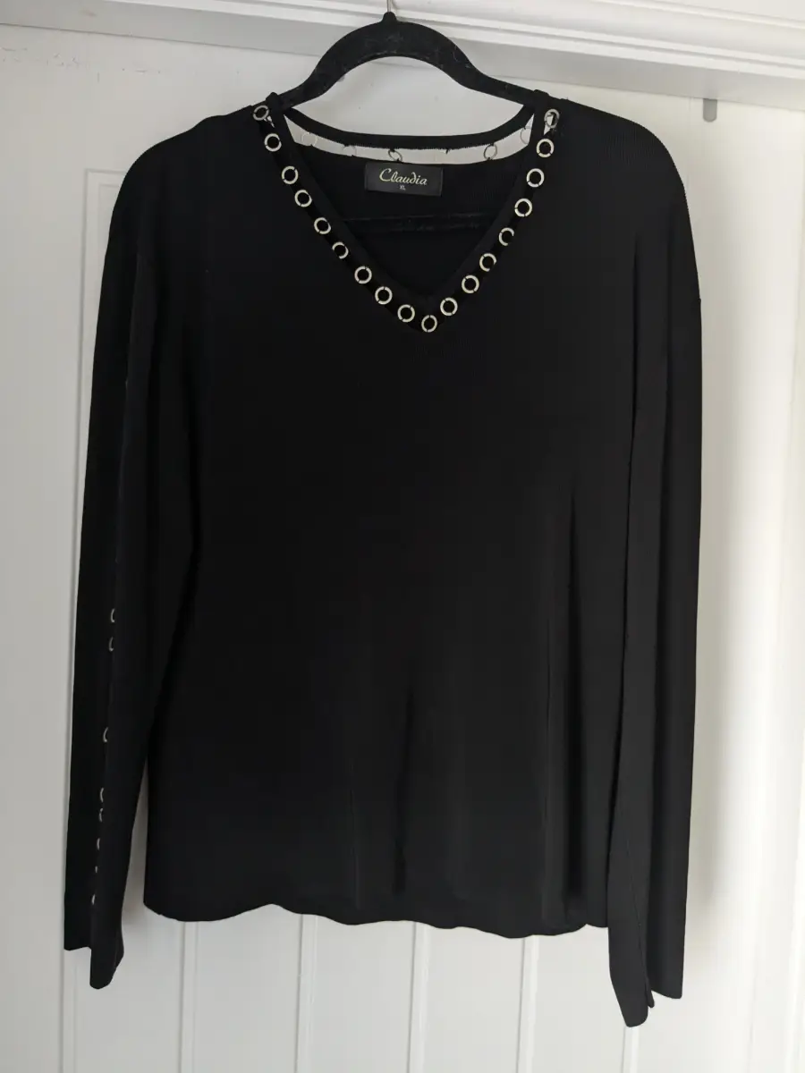 Black jumper, Claudia size XL, evening jumper, v neck jumper, special occasion.