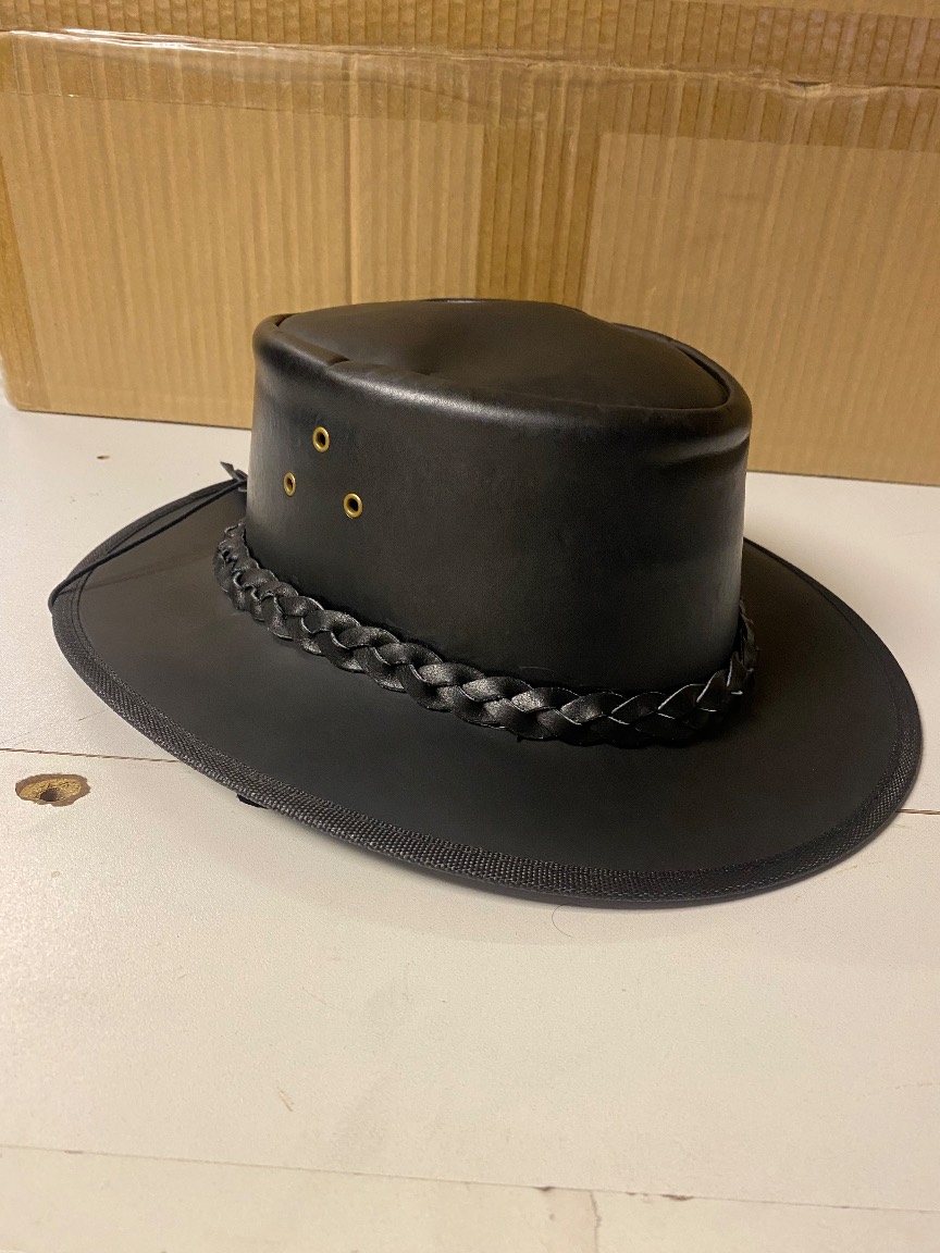 Black leather cowboy hat M