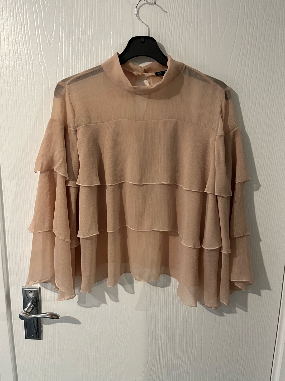 Ladies tiered top