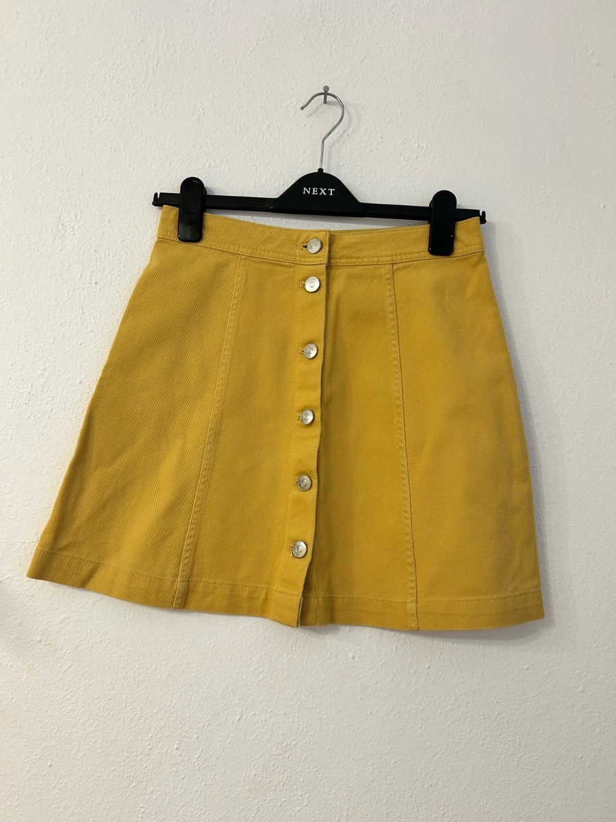 Creamy mustard button front cotton mini skirt size 6