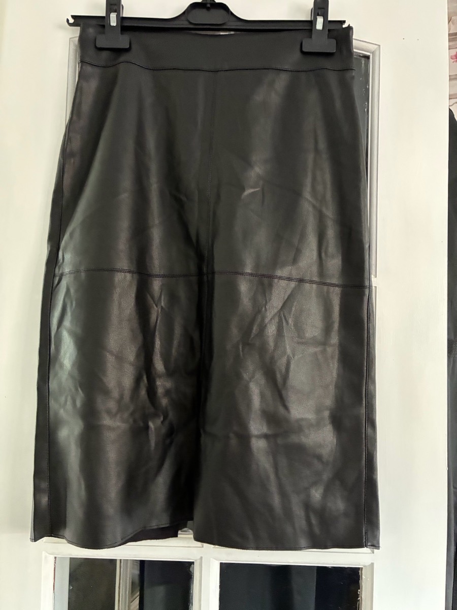 Dorothy Perkins Petite Black Faux Leather Midi Skirt UK 8 Excellent