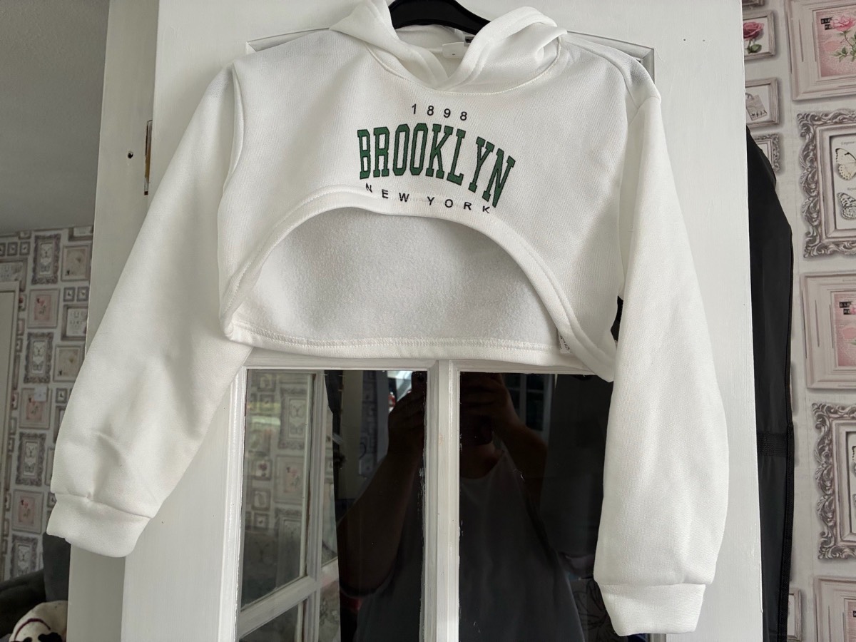 SHEIN Girls White Brooklyn Slogan Super Crop Layering Hoodie Age 10Y