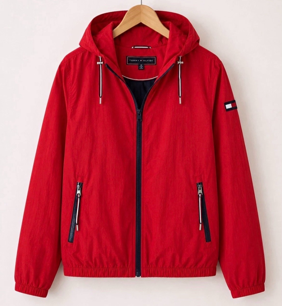Tommy Hillfiger men’s windbreaker size small