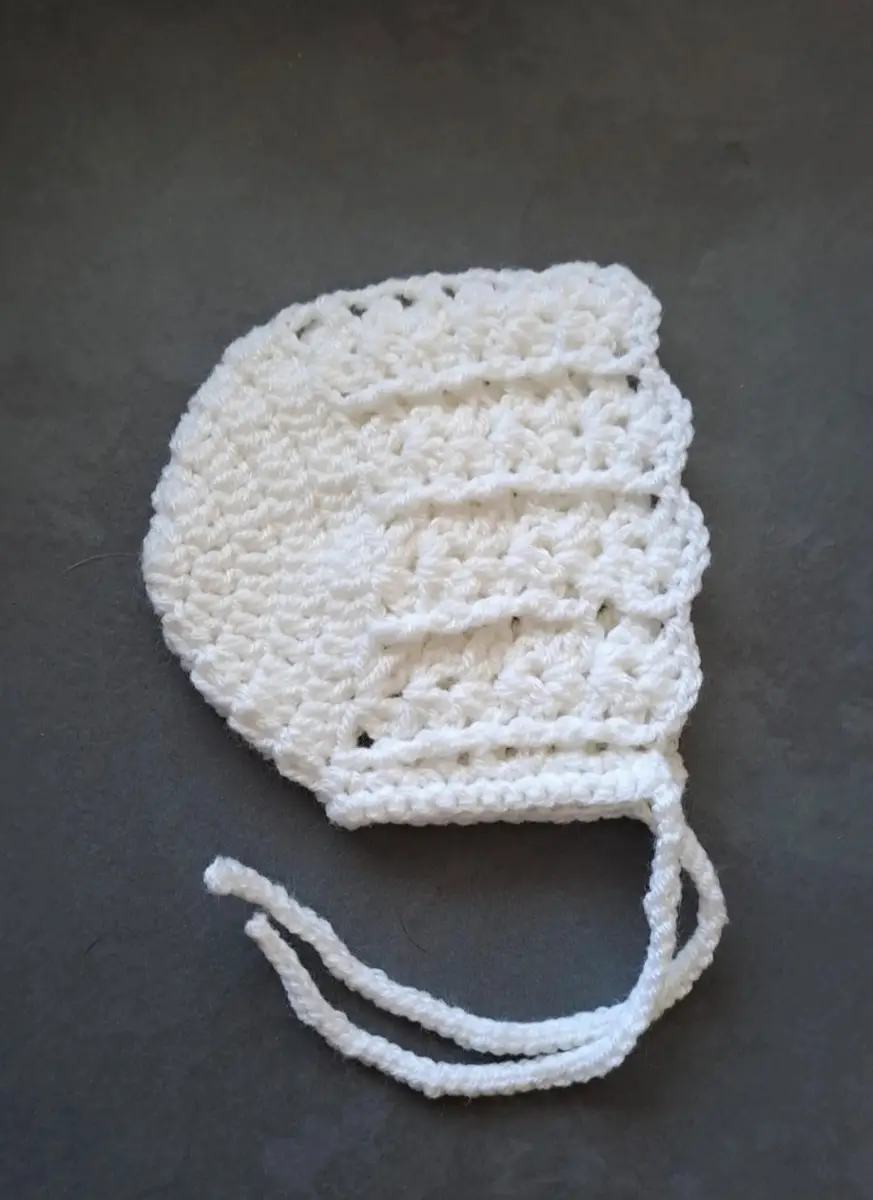 Baby hat 0-3 months crochet bonnet cap