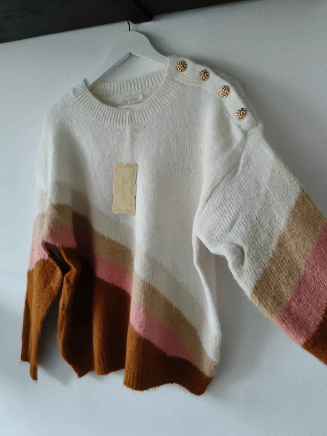 Luzabelle gold Button shoulder knitted jumper SM (8-14)