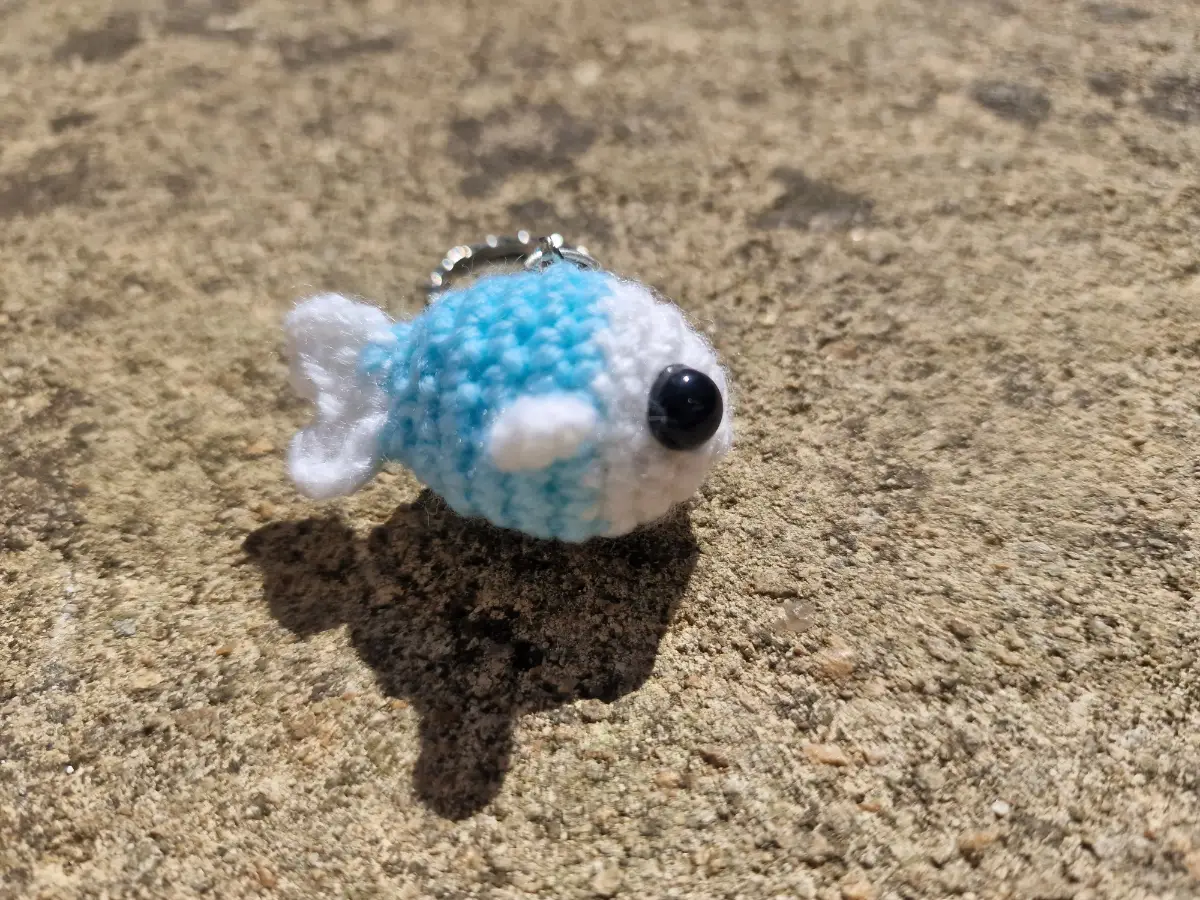 Crochet Blue Fish Keyring