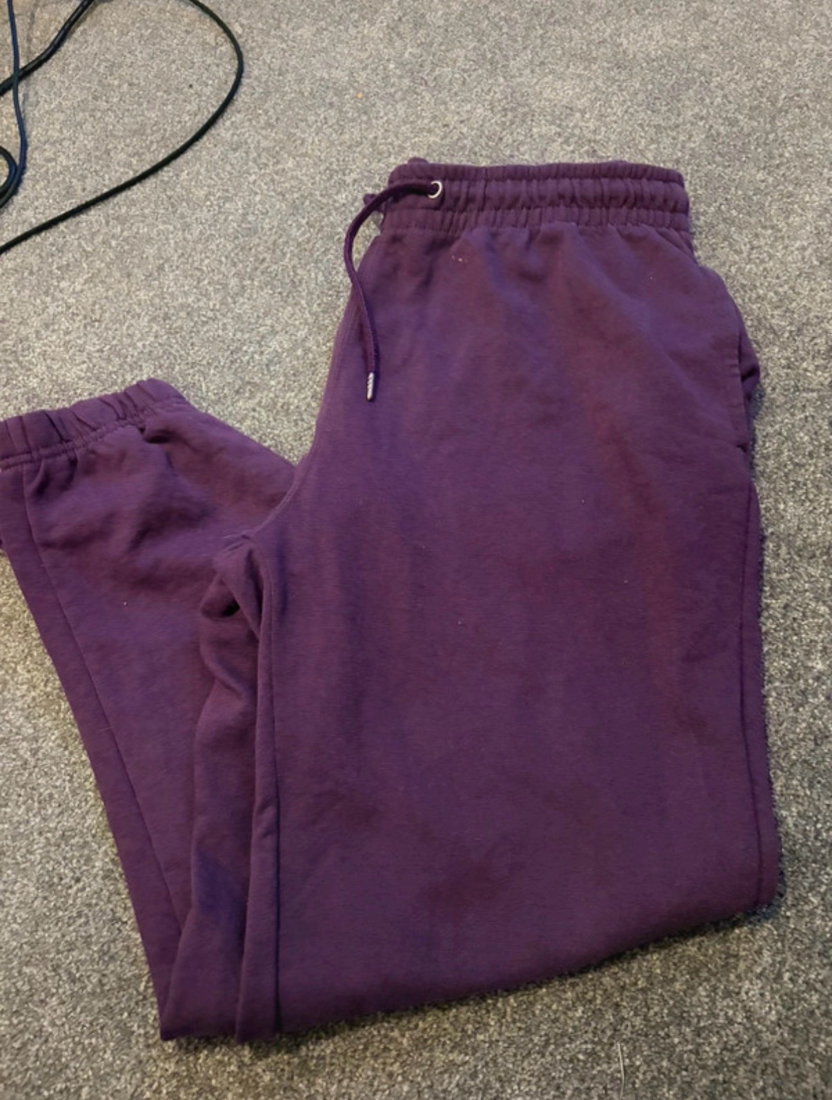 Primark women’s purple joggers in size Large.