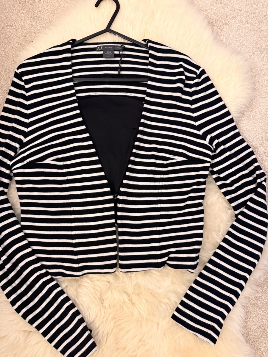 BNWT **OFFERS** ARMANI SIZE M STRIPE BLAZER