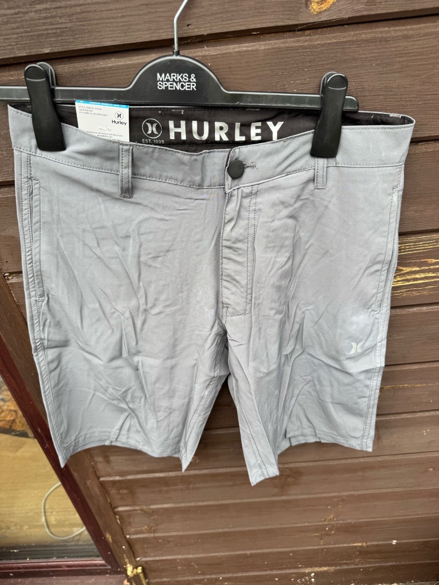 Hurley silver all day hybrid shorts. Size 32