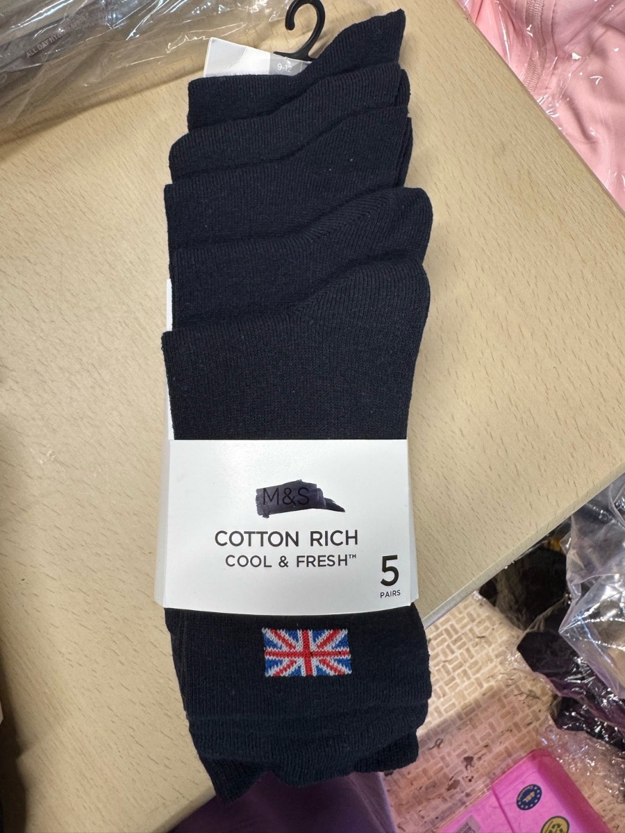 M&S 5 pack black socks with Union Jack motif. Size 9-12