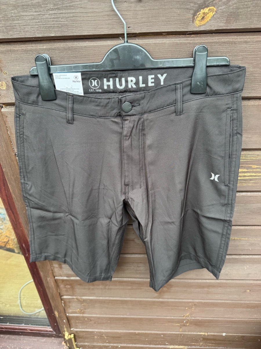 Hurley black all day hybrid shorts. Size 32