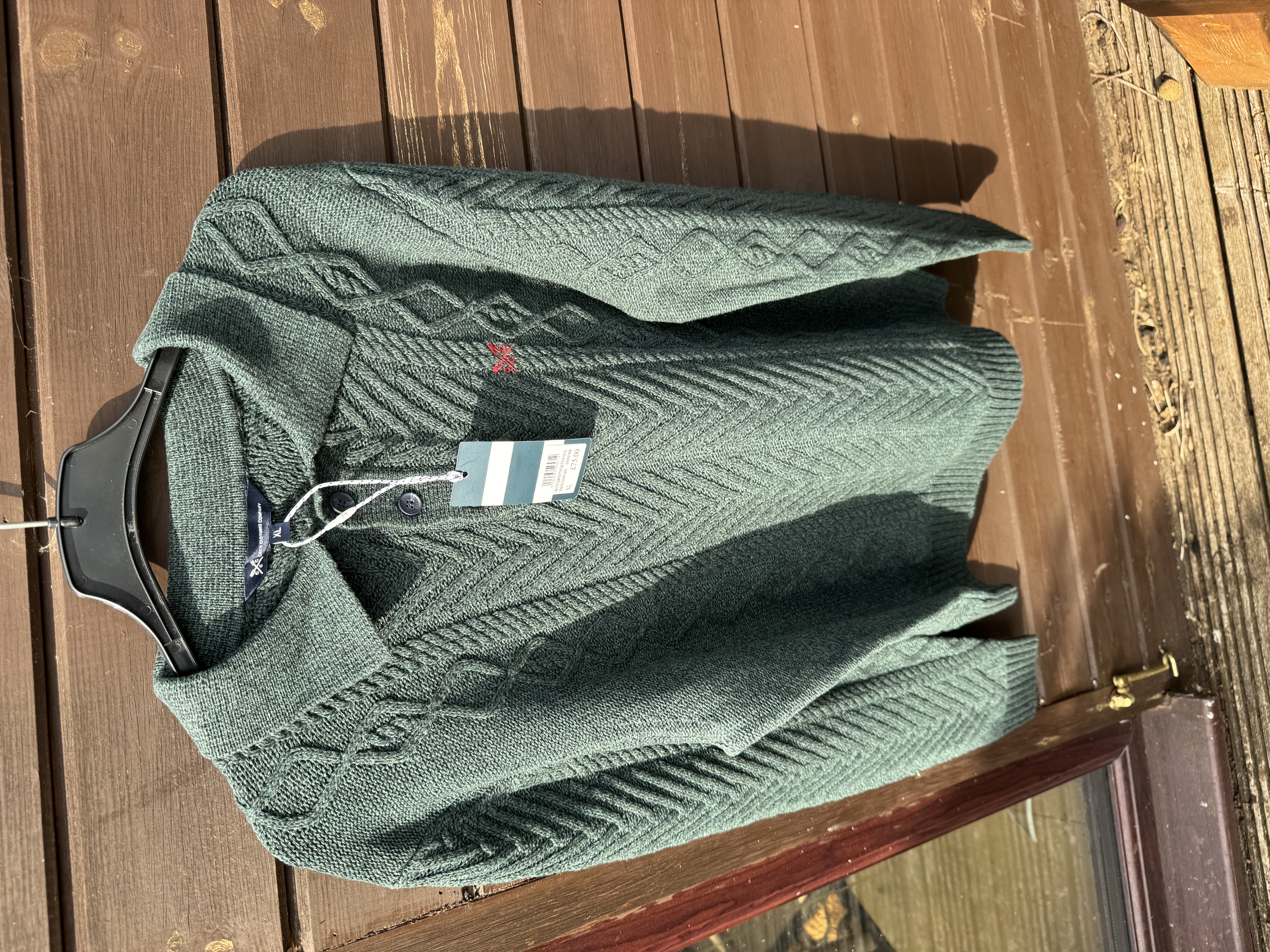 Men’s crew clothing green sweater. Size XL