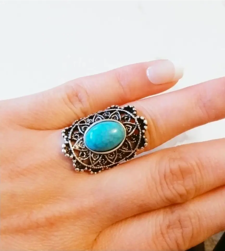 Boho-style turquoise ring.