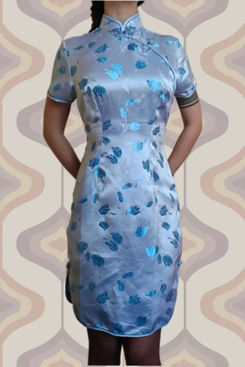 Authentic vintage silver blue floral brocade satin Chinese qipao / cheongsam mini dress Size 8 S