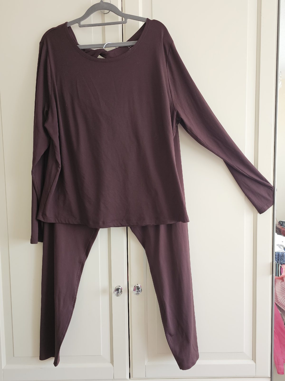 Size 20 M&S Gym set. Chocolate colour