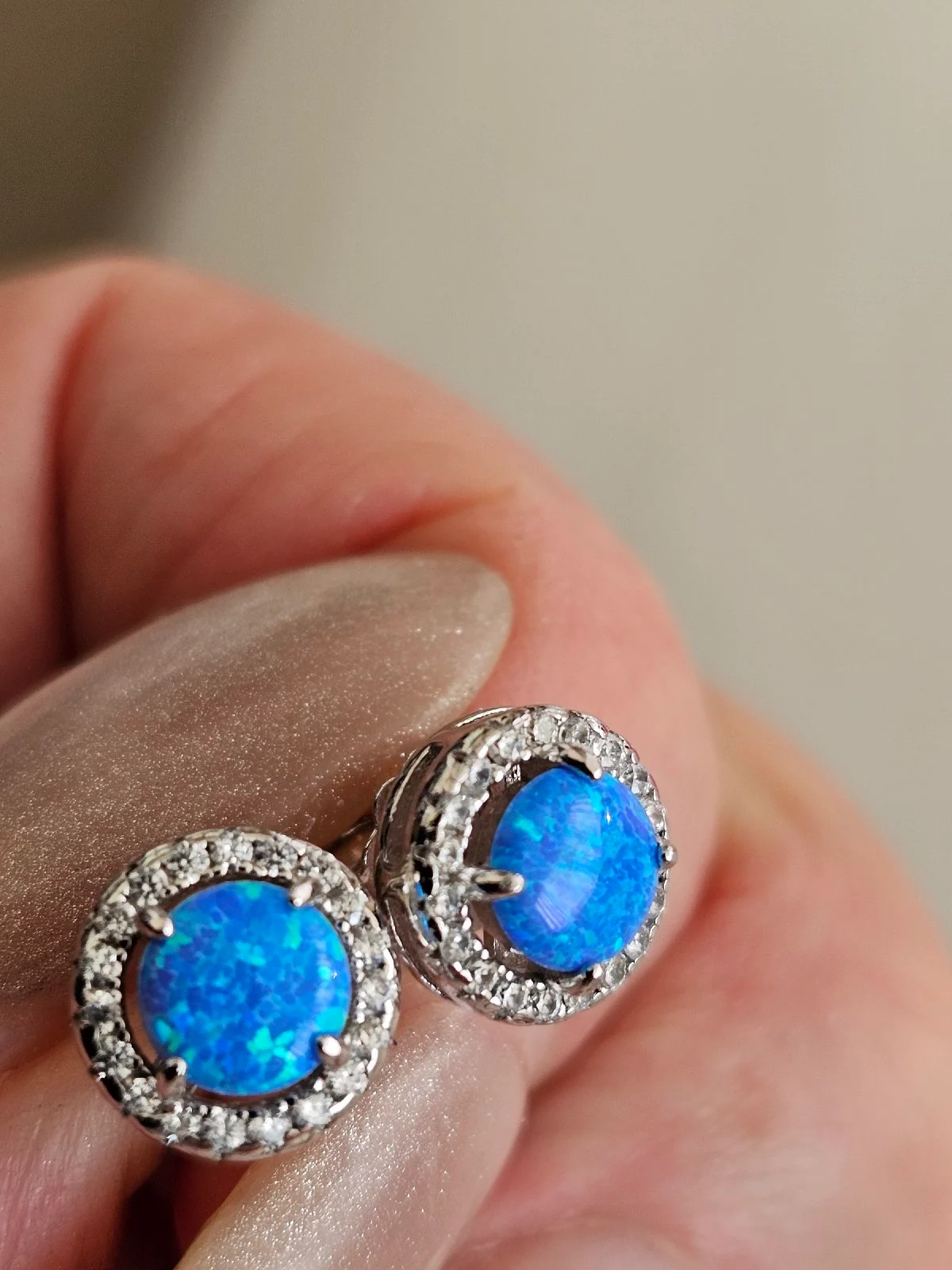 2 'pairs' beautiful earrings.