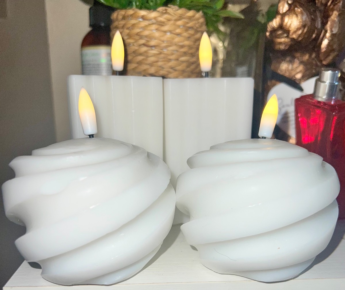 Set of 4 realistic led candles brand new