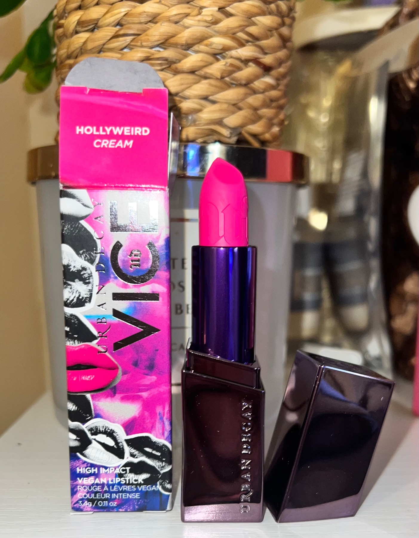 Urban decay Hollywood vice high impact lipstick in Hollyweird cream BNIB