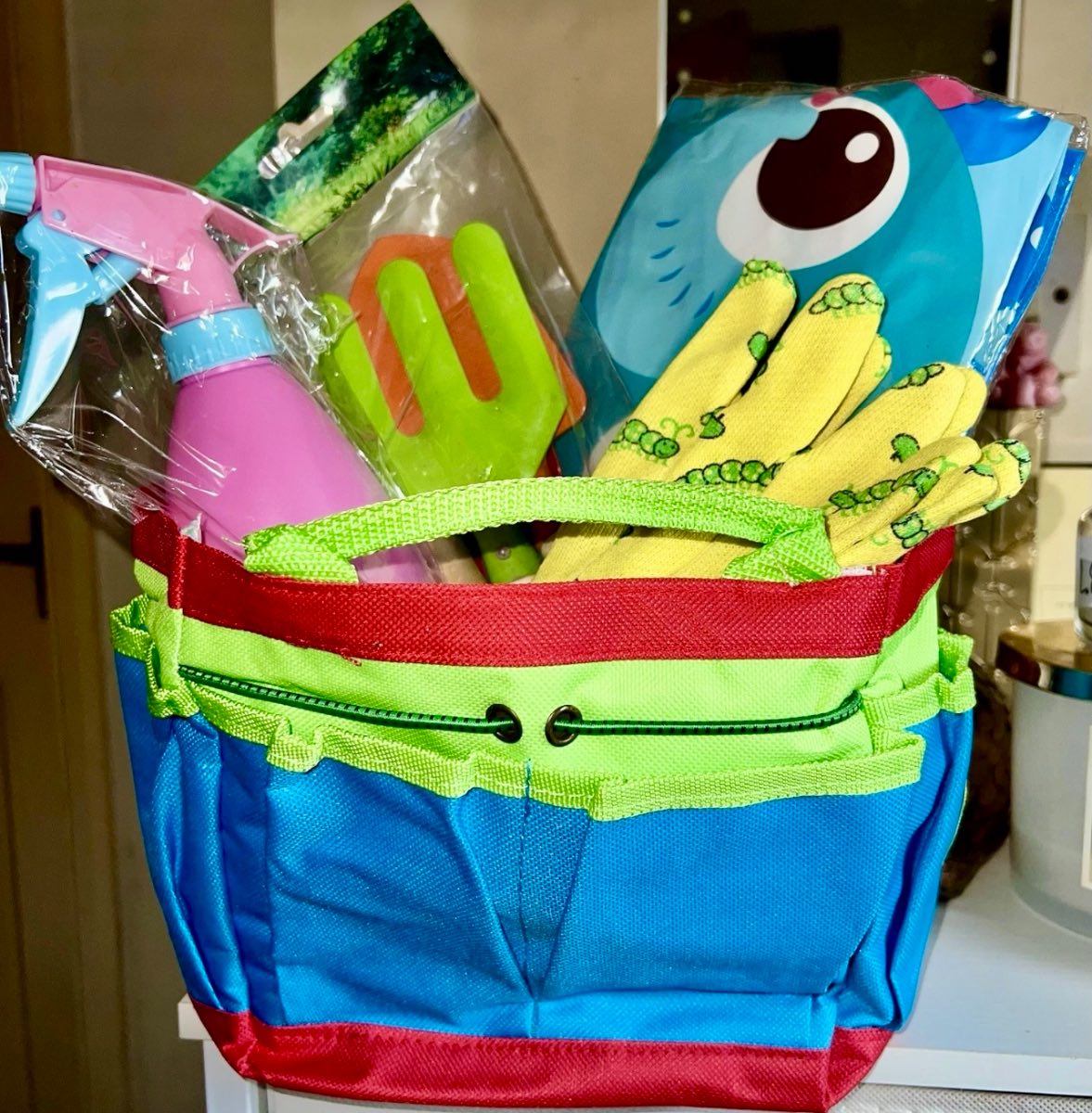 6 piece kids gardening set Brand new