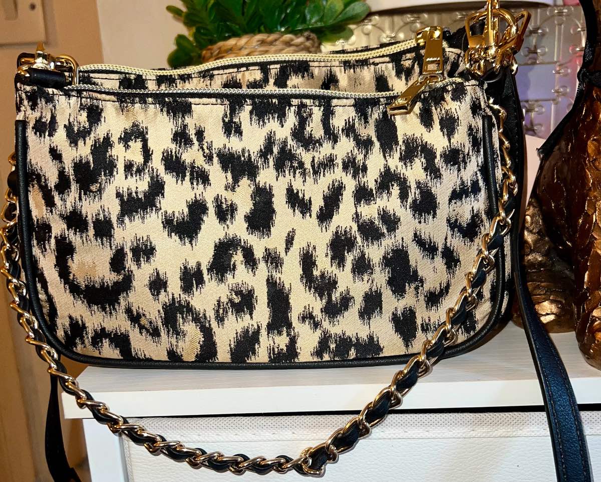 Just Fab 2 Bags In One Crossbody And Shoulder Strap BNWT
