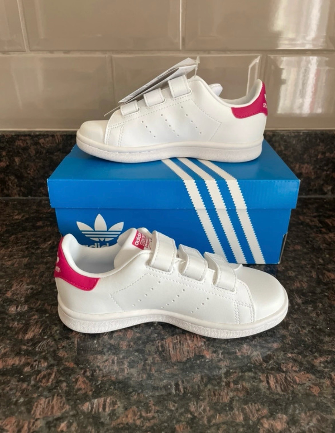 Kids Adidas Stan Smith Trainers Size 11K