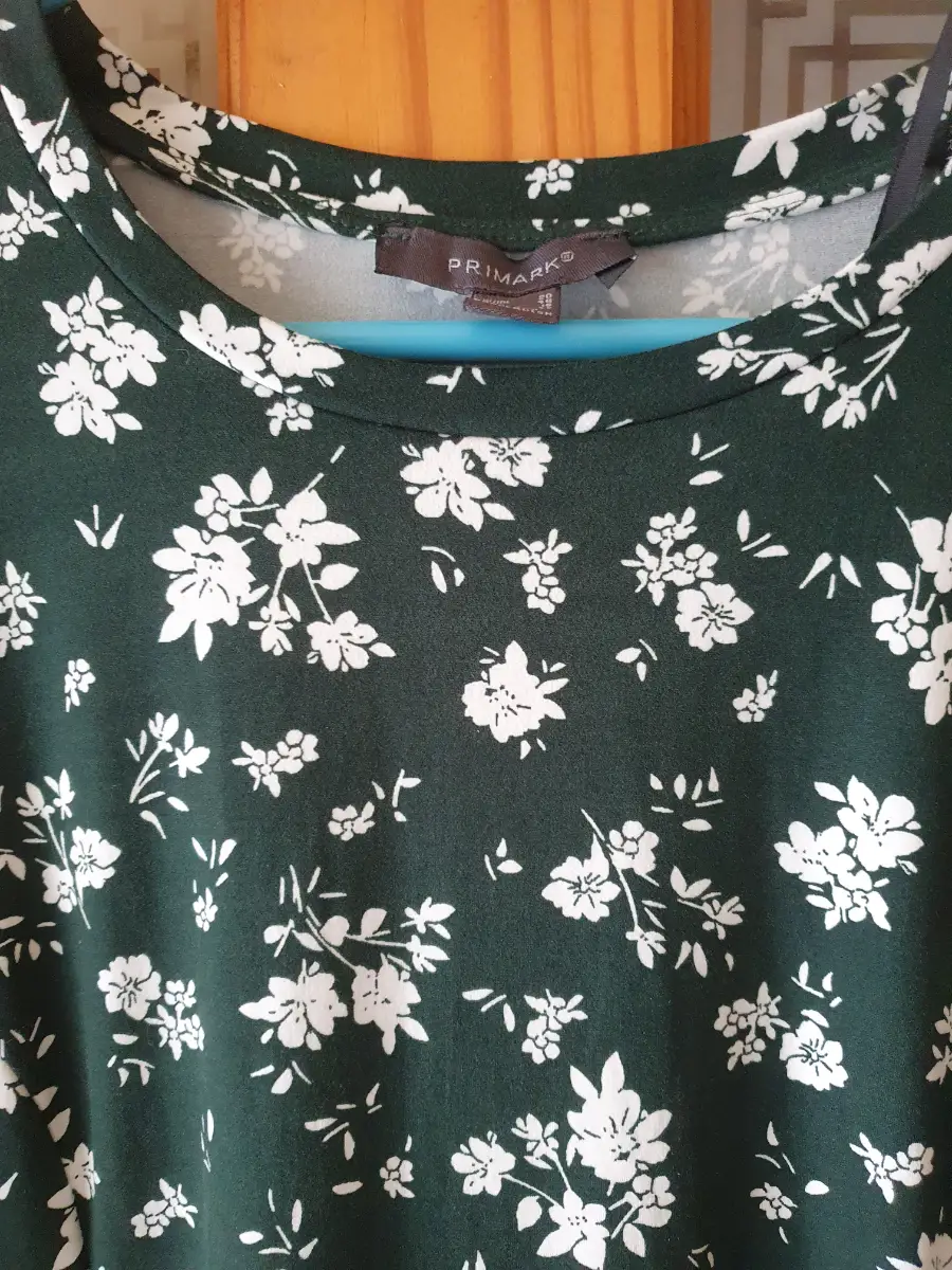 womans dress