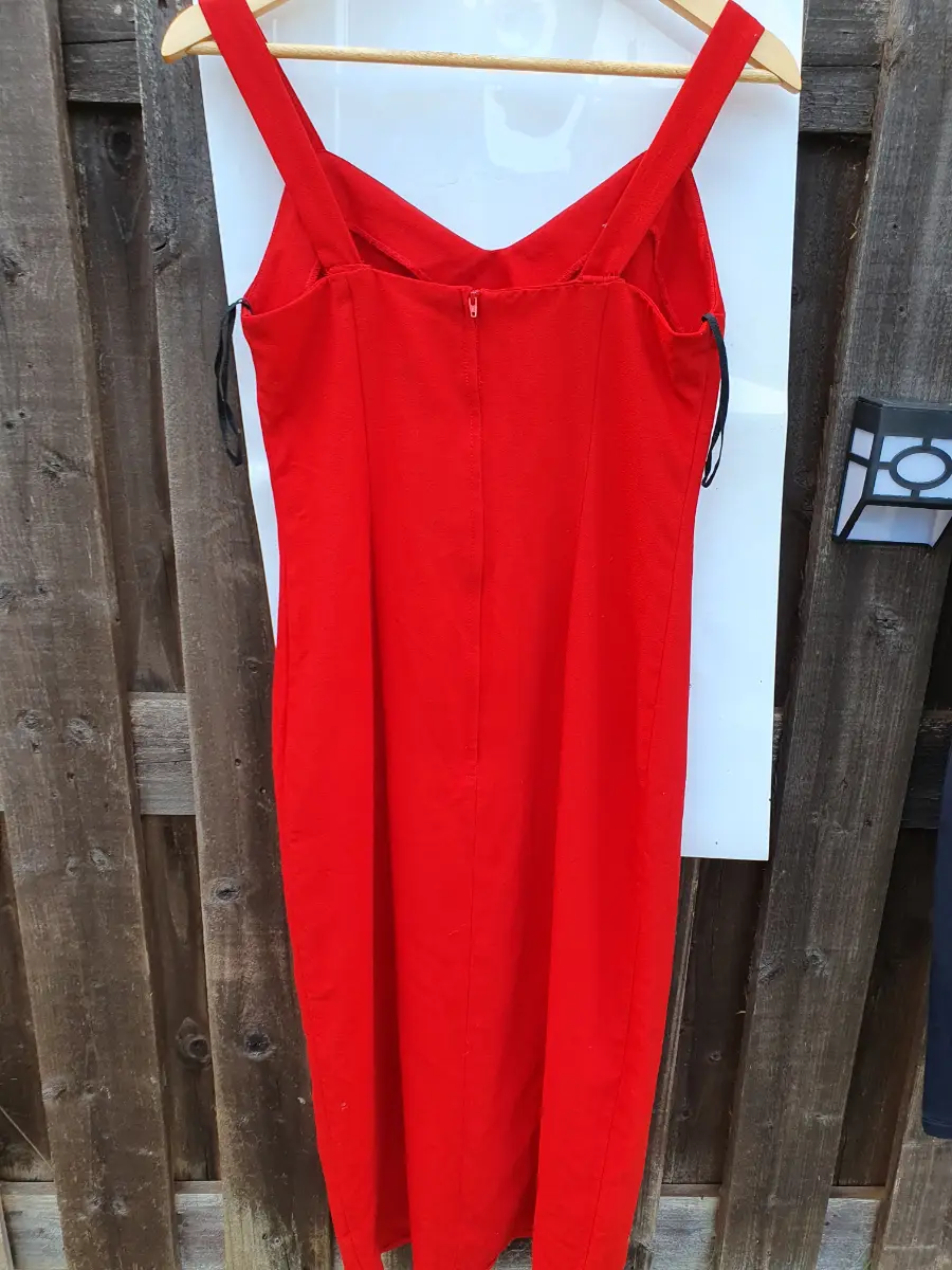 womans red dress size 12