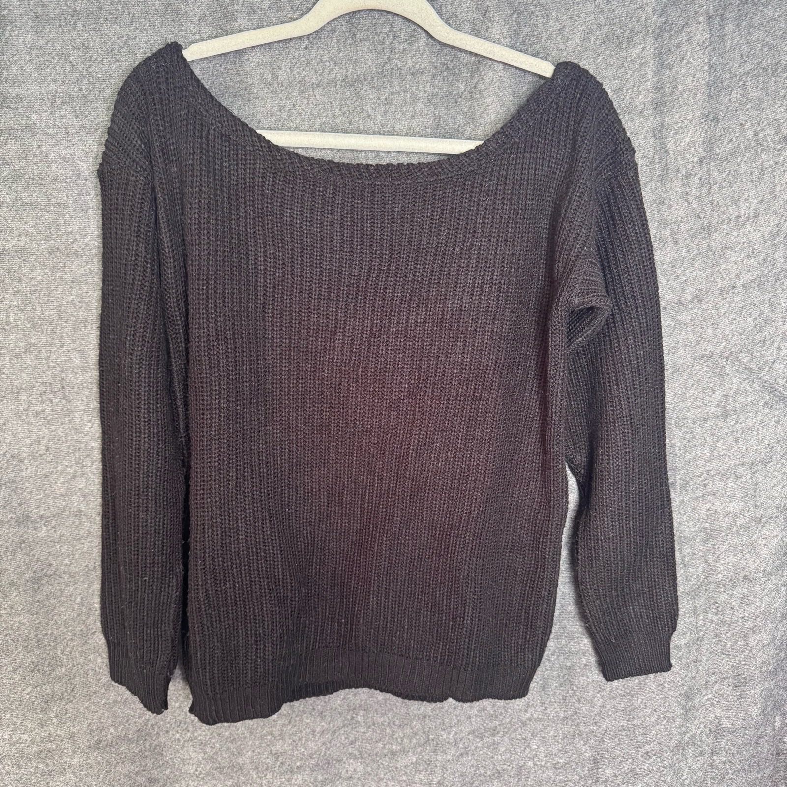 Missguided Black Ribbed Off-the-Shoulder Jumper