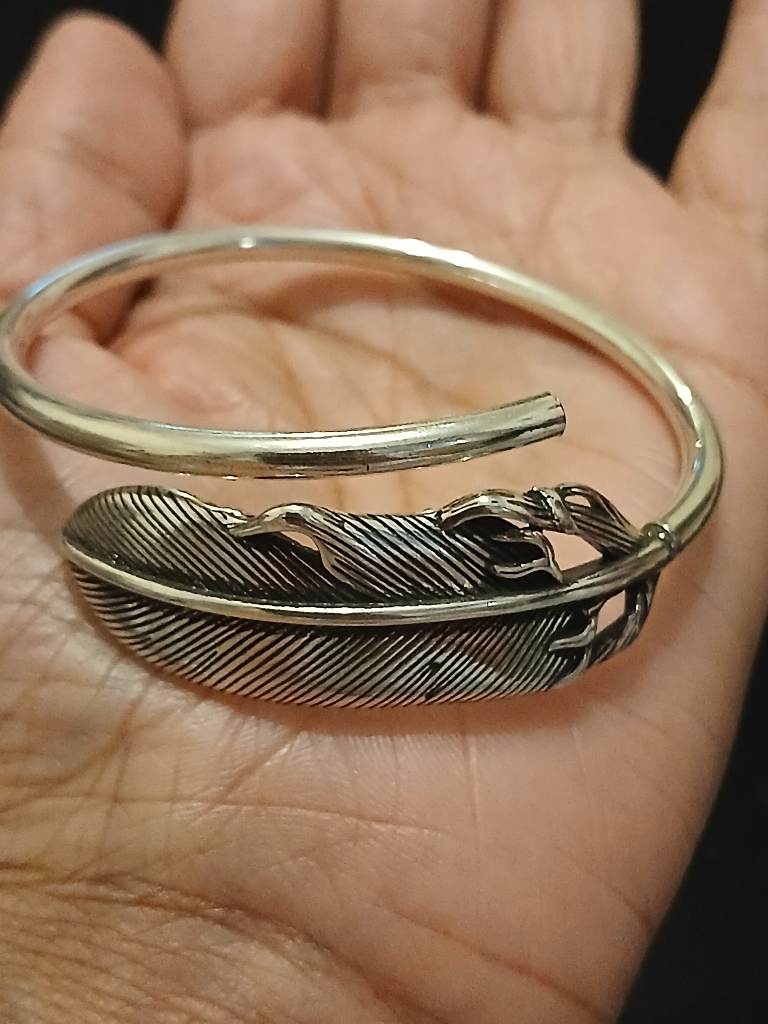 925 stamped silver bangle
