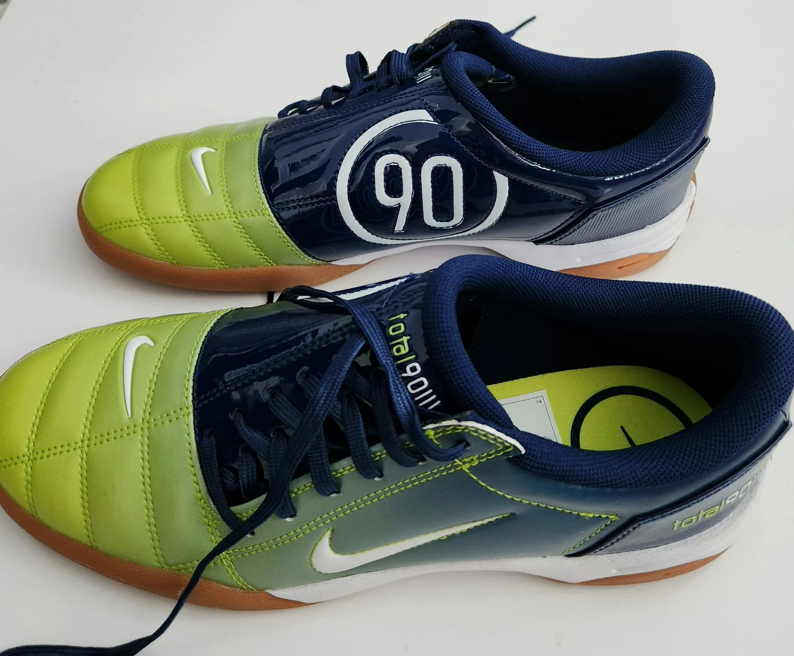 Nike Total 90 III Men’s Indoor Football Boots – Blue/Green – UK 7.5 EU 42 – NEW