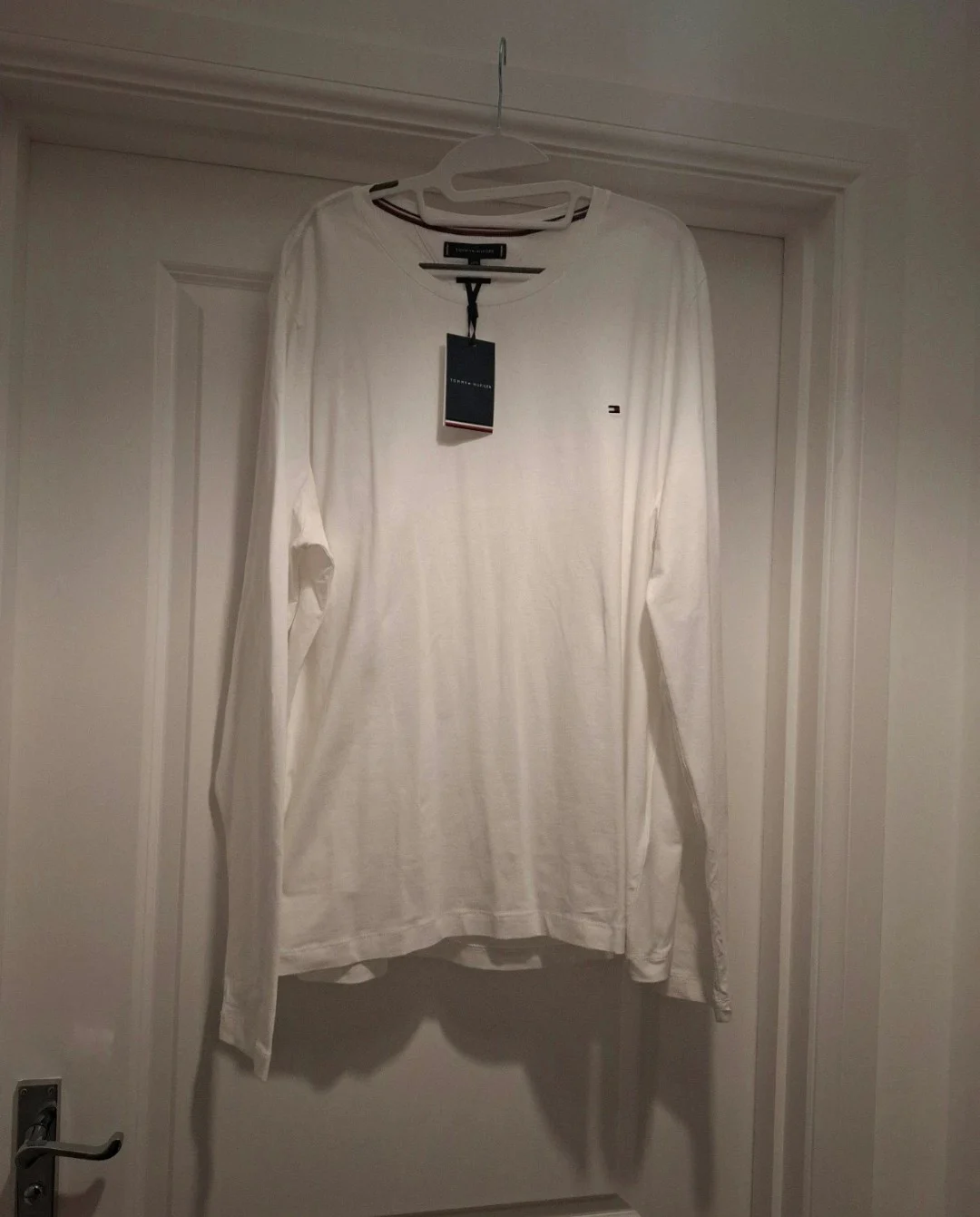 Men's Tommy Hilfiger Slim Fit Long Sleeve White T-shirt