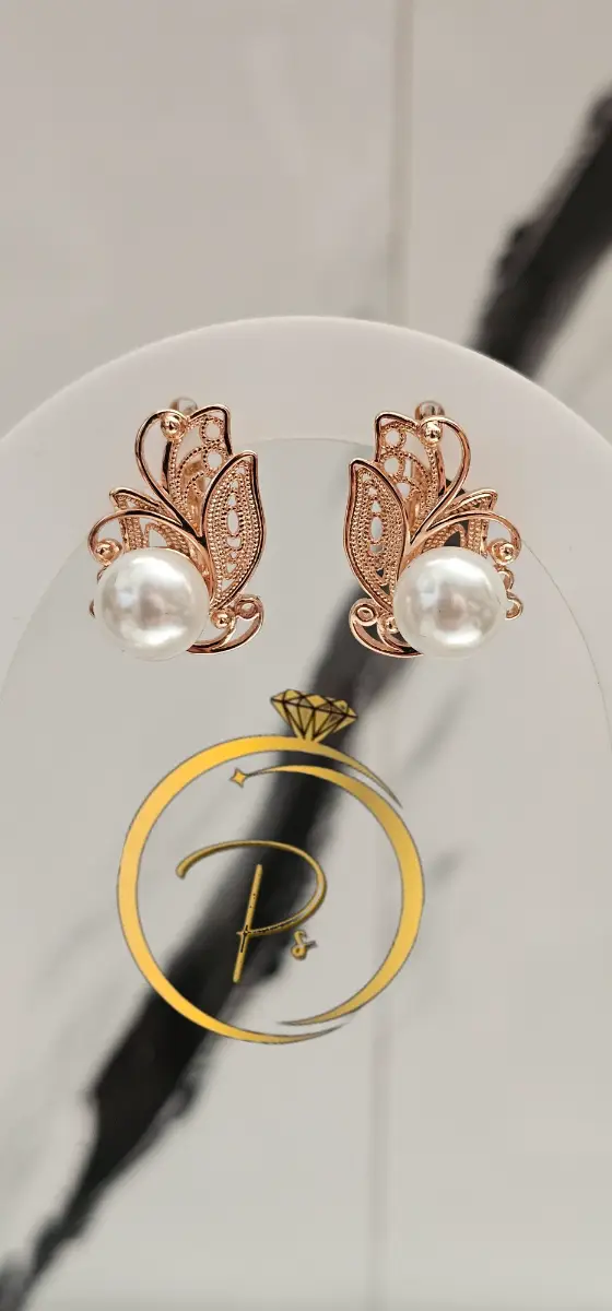 Earrings witch pearl imitation,hallmarked
